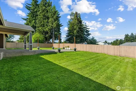 3210 14th Street Pl SW Puyallup WA 98374