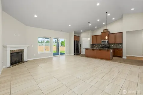 3210 14th Street Pl SW Puyallup WA 98374