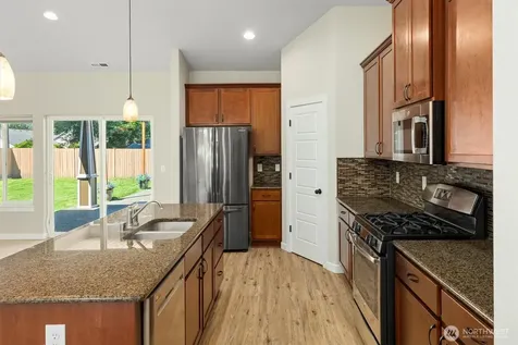 3210 14th Street Pl SW Puyallup WA 98374