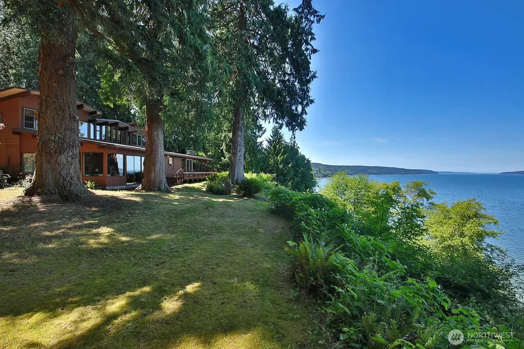 91 Brackenwood Avenue Langley WA 98260