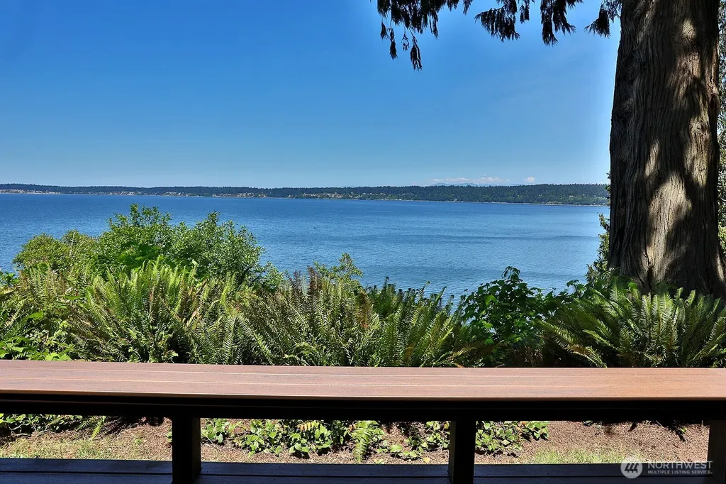 91 Brackenwood Avenue Langley WA 98260