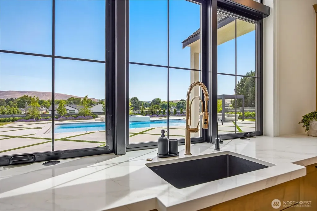3543 Paso Fino Street West Richland WA 99353