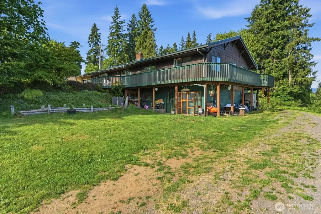 1058 Burnt Ridge Road Onalaska WA 98570