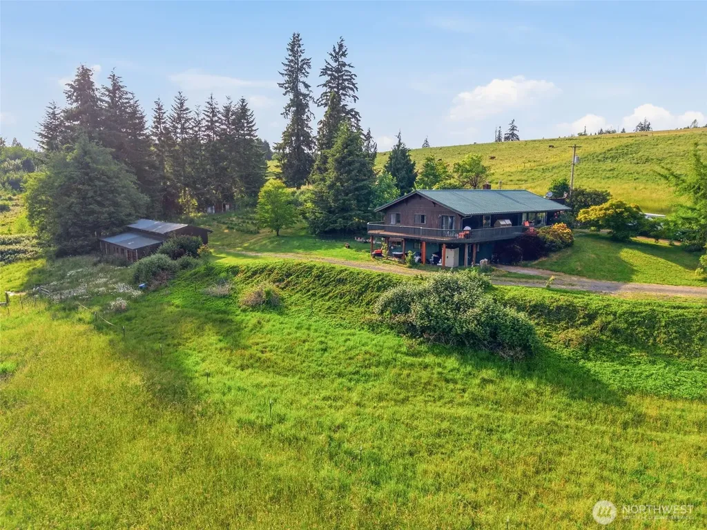1058 Burnt Ridge Road Onalaska WA 98570
