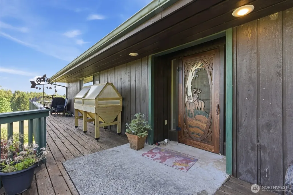 1058 Burnt Ridge Road Onalaska WA 98570