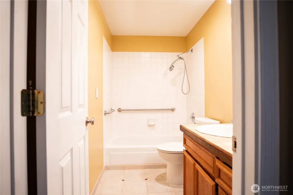 1917 9th Avenue Ct SE Puyallup WA 98372