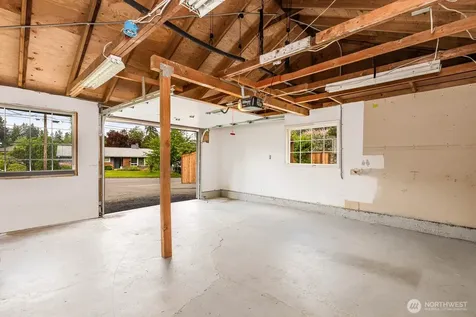 7441 NE 145th Street Kirkland WA 98034