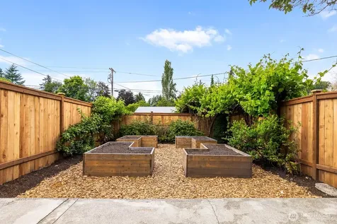 7441 NE 145th Street Kirkland WA 98034