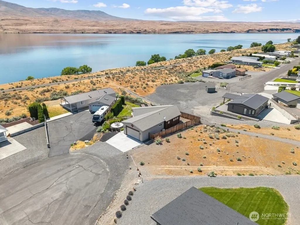 406 Island View SW Mattawa WA 99349