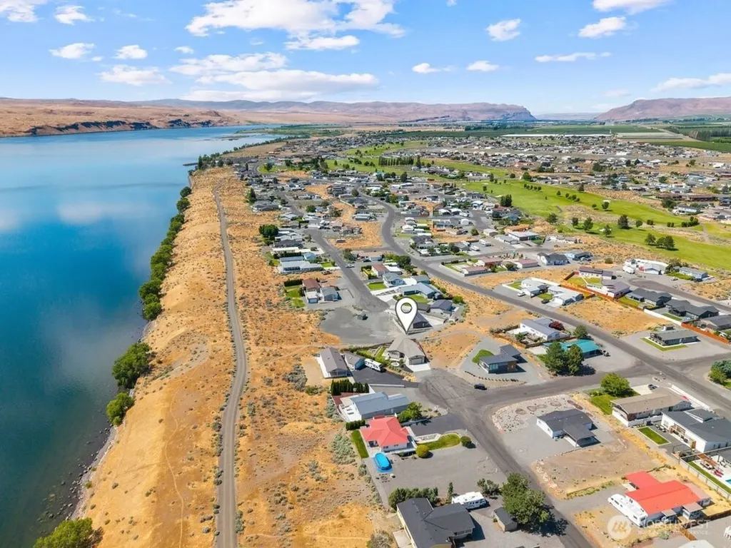 406 Island View SW Mattawa WA 99349