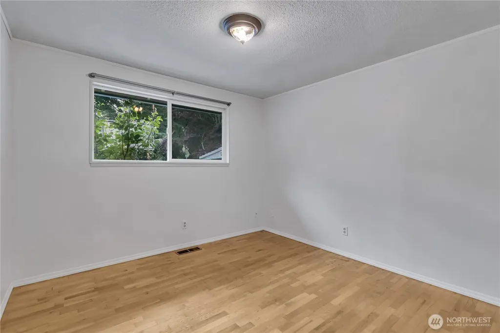 30461 188th Avenue SE Kent WA 98042