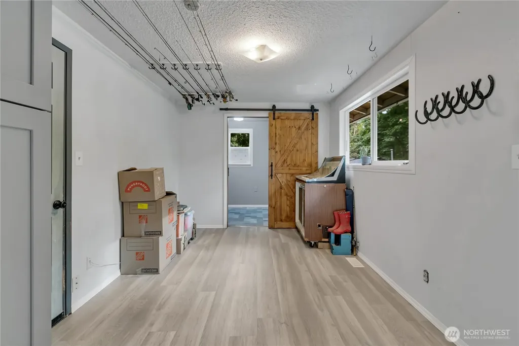 30461 188th Avenue SE Kent WA 98042