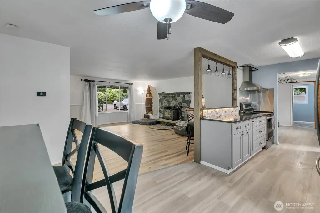 30461 188th Avenue SE Kent WA 98042