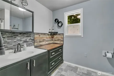 30461 188th Avenue SE Kent WA 98042