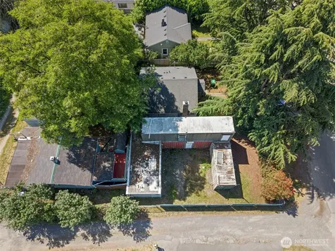 10346 Midvale Avenue N Seattle WA 98133