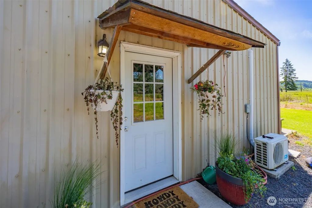 1242 N Fork Road Chehalis WA 98532