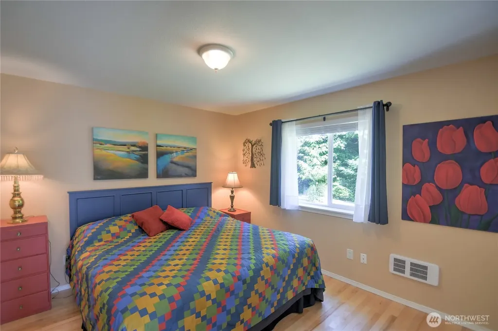 558 Meadow Avenue NE Ocean Shores WA 98569