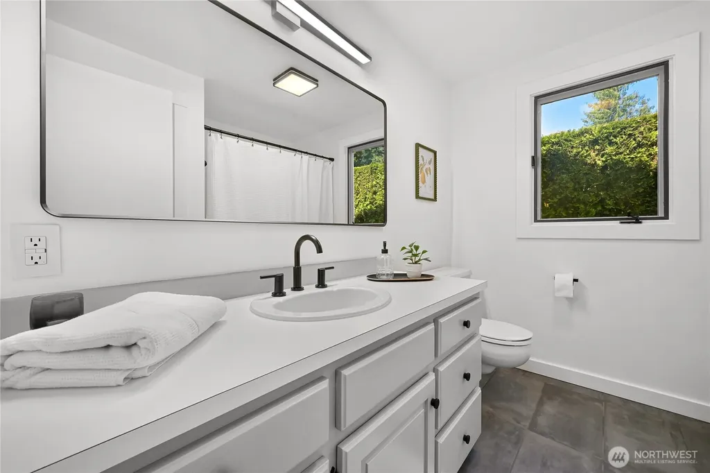 3187 Northshore Road Bellingham WA 98226