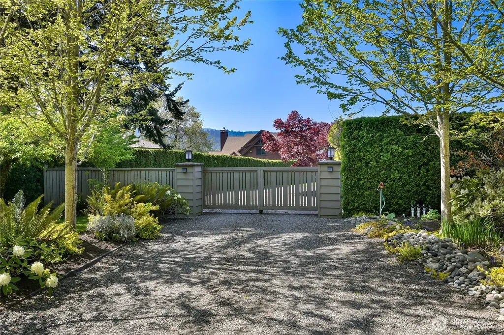3187 Northshore Road Bellingham WA 98226