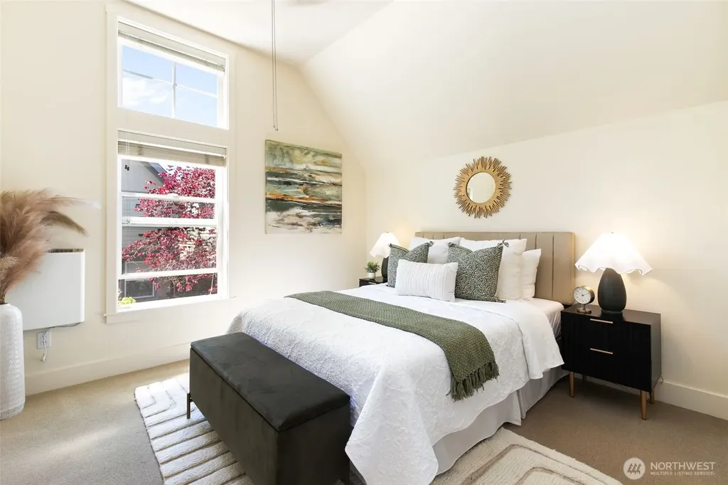 6318 5th Avenue NE Seattle WA 98115