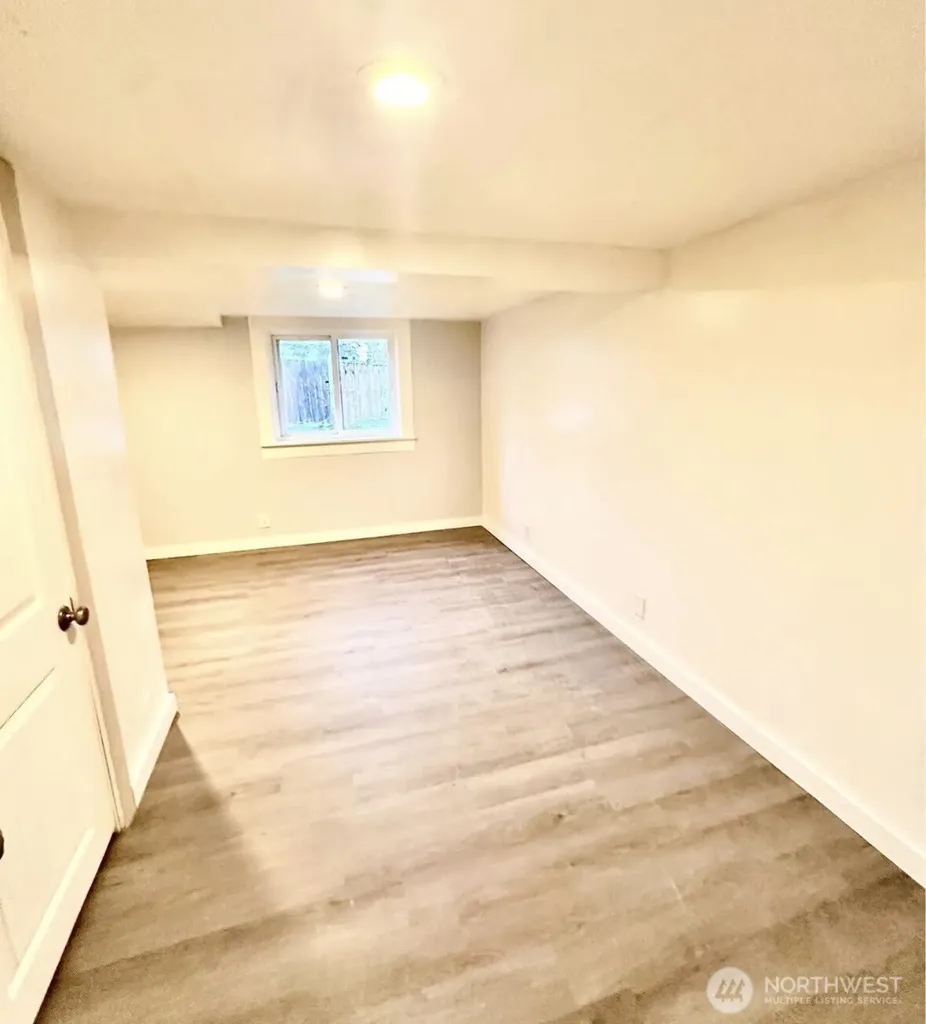 10033 Des Moines Memorial Drive S Seattle WA 98168