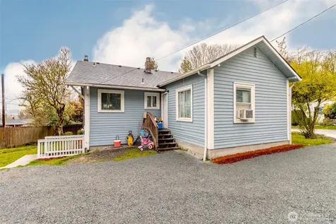 10033 Des Moines Memorial Drive S Seattle WA 98168