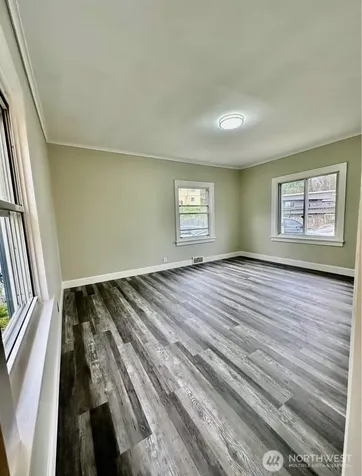 10033 Des Moines Memorial Drive S Seattle WA 98168