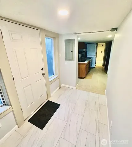10033 Des Moines Memorial Drive S Seattle WA 98168