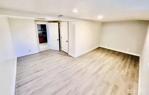 10033 Des Moines Memorial Drive S Seattle WA 98168