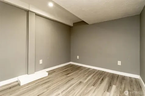 10033 Des Moines Memorial Drive S Seattle WA 98168