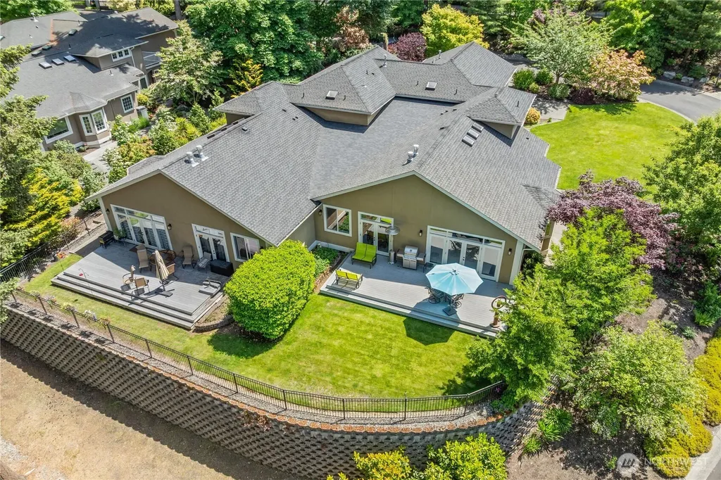11226 Greystone Drive SW Lakewood WA 98499