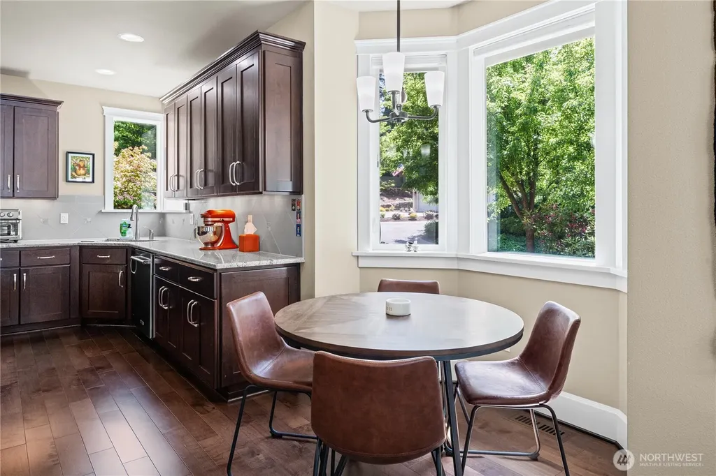 11226 Greystone Drive SW Lakewood WA 98499