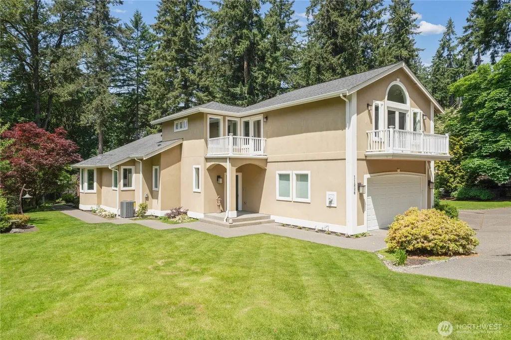 11226 Greystone Drive SW Lakewood WA 98499