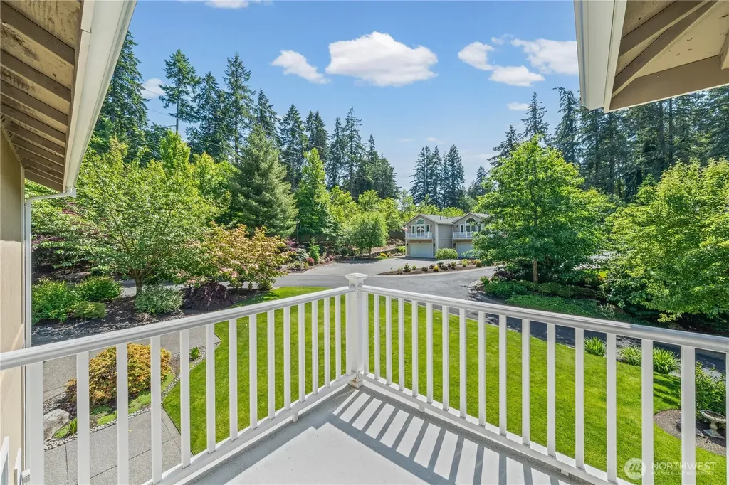11226 Greystone Drive SW Lakewood WA 98499