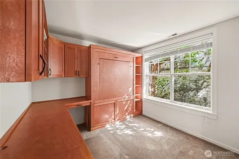 2901 NE Blakely Street Seattle WA 98105