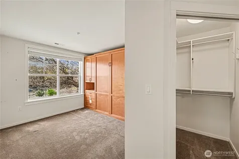 2901 NE Blakely Street Seattle WA 98105