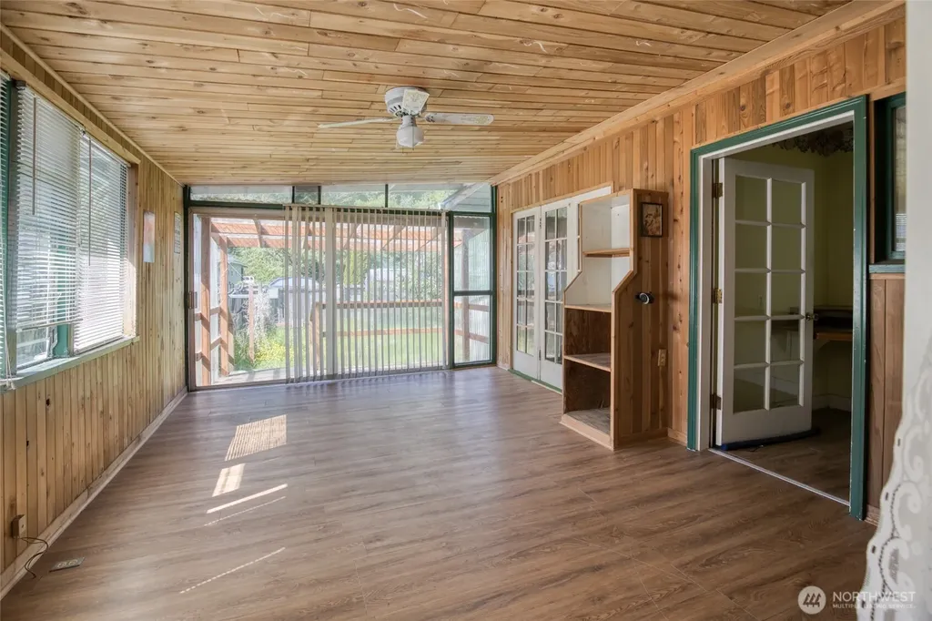 2717 Cherry Street Hoquiam WA 98550
