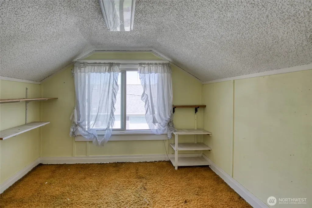 2717 Cherry Street Hoquiam WA 98550