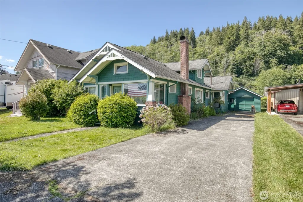 2717 Cherry Street Hoquiam WA 98550