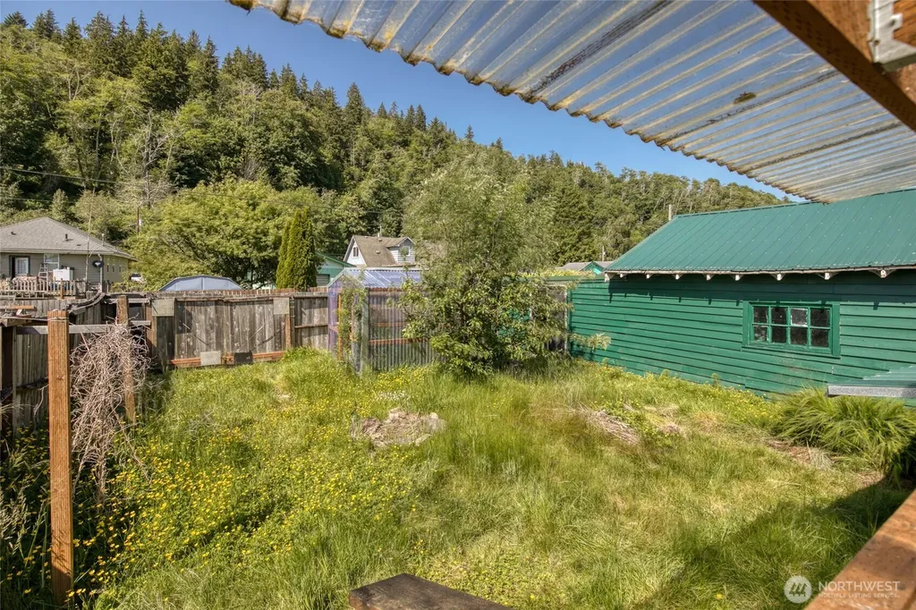 2717 Cherry Street Hoquiam WA 98550