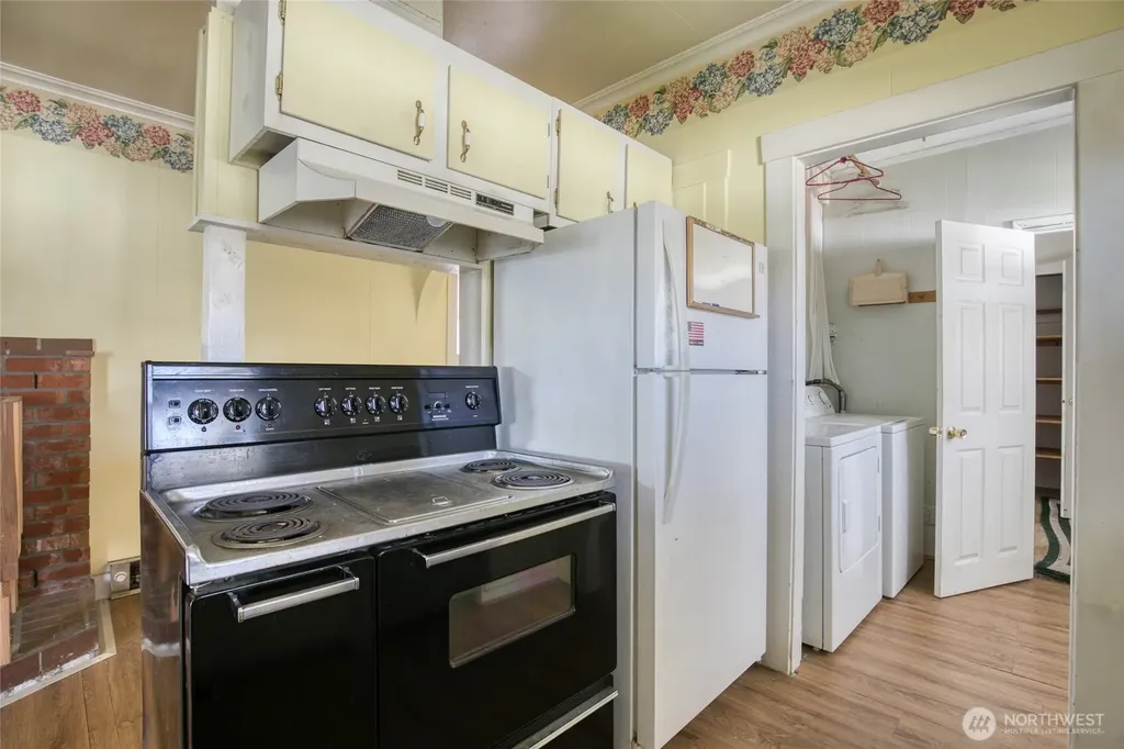 2717 Cherry Street Hoquiam WA 98550