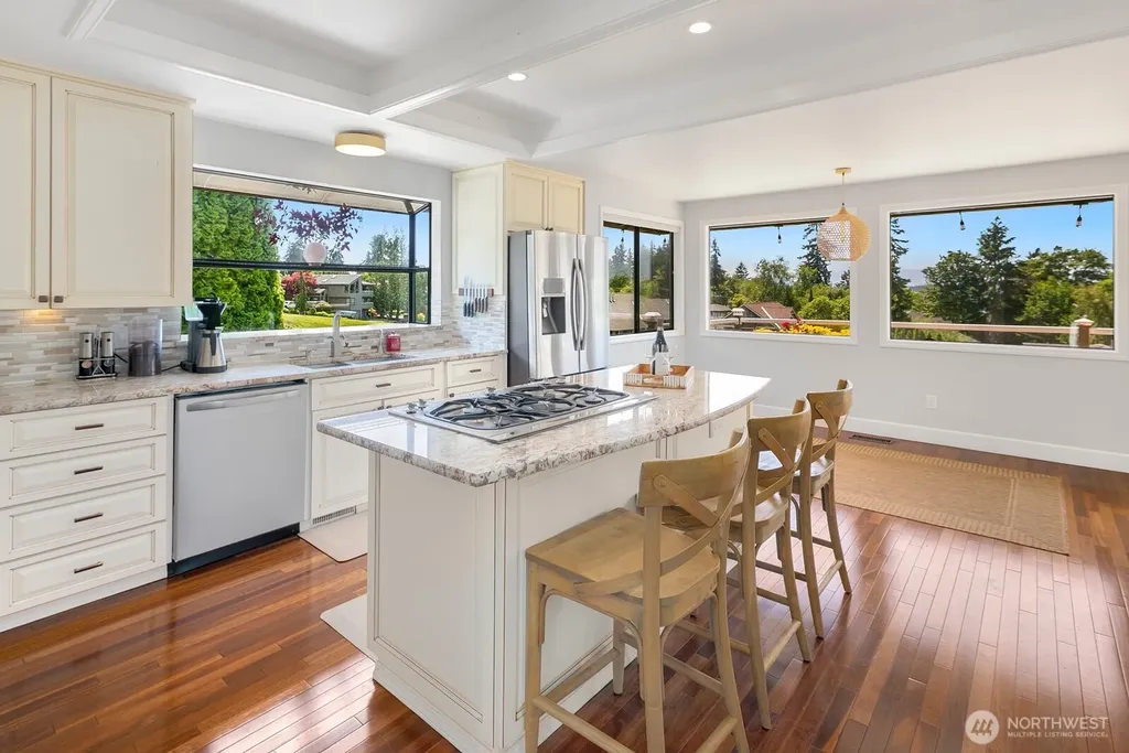 1133 8th Drive Mukilteo WA 98275