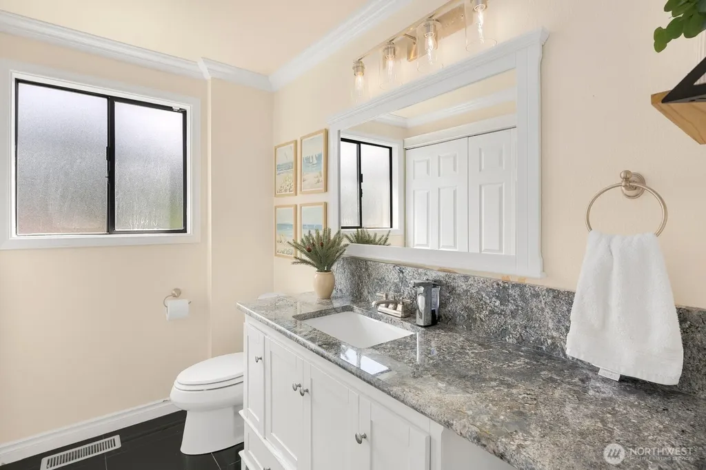 1133 8th Drive Mukilteo WA 98275