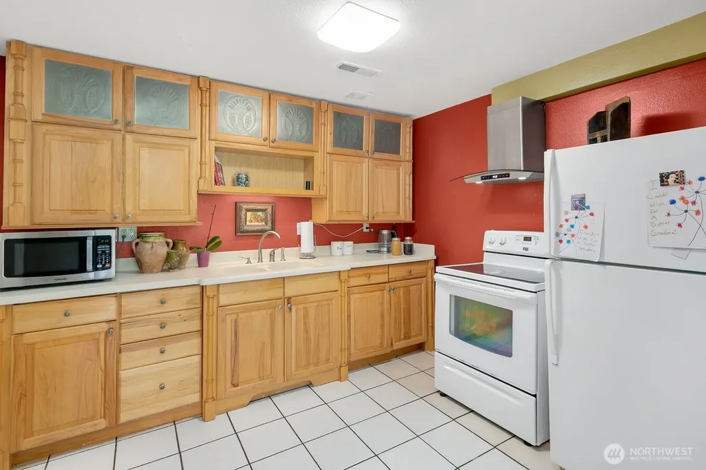 1133 8th Drive Mukilteo WA 98275