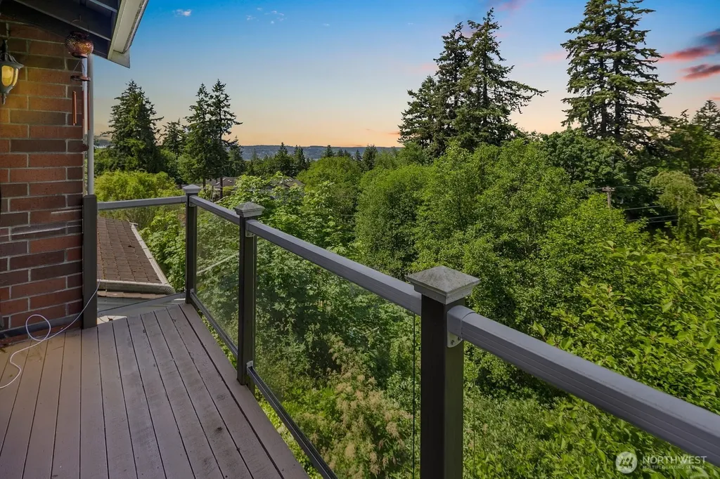 1133 8th Drive Mukilteo WA 98275