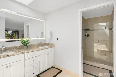 1133 8th Drive Mukilteo WA 98275