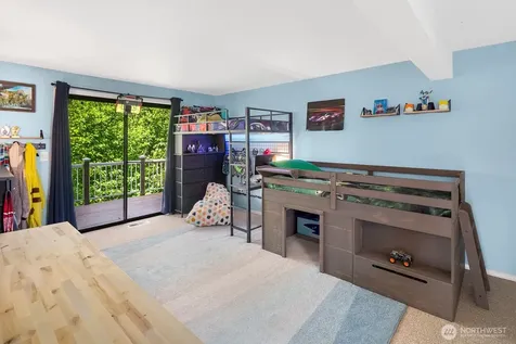 1133 8th Drive Mukilteo WA 98275