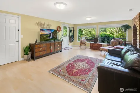 1133 8th Drive Mukilteo WA 98275
