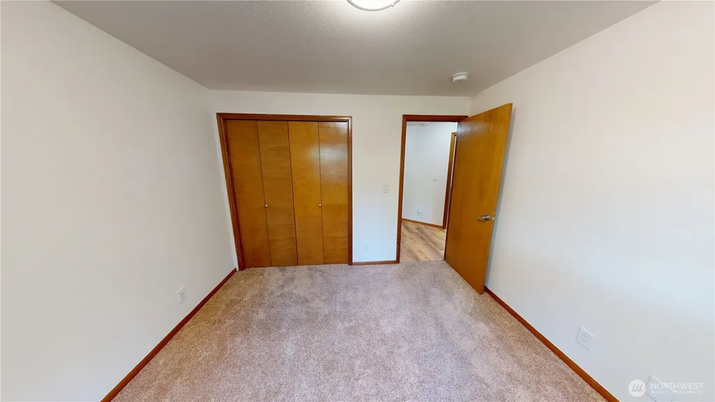 715 N Waugh Road Mount Vernon WA 98273