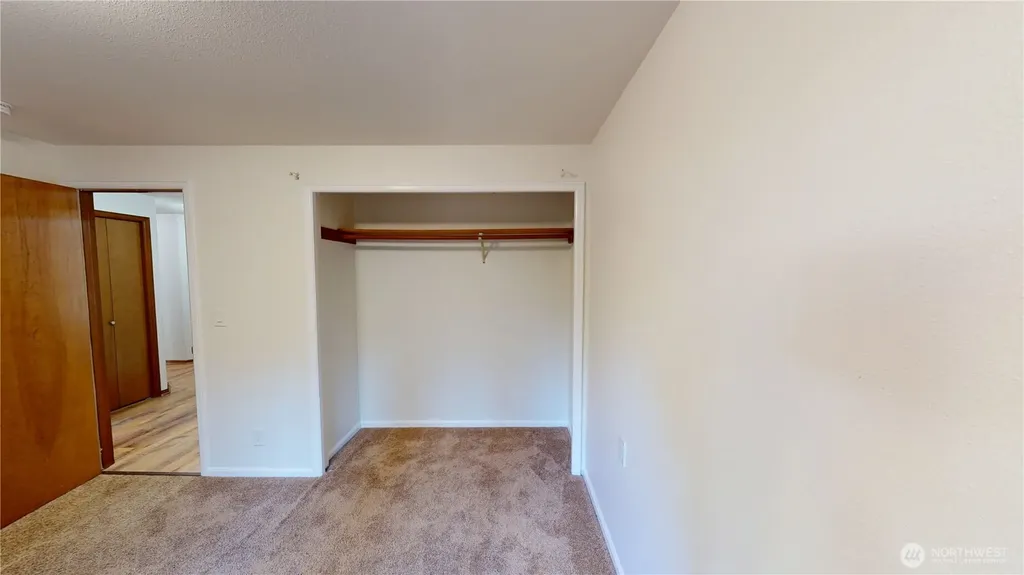 715 N Waugh Road Mount Vernon WA 98273